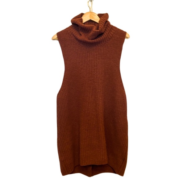 *Reversible* FREE PEOPLE Need It Now Turtleneck Cozy Yoga Sweater in Caramel — S - Picture 2 of 6